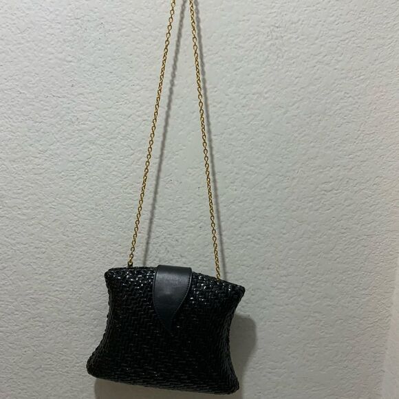 Impulse by SHARIF Leather & PVC Handwoven Basket Weave gold chain - Picture 6 of 14